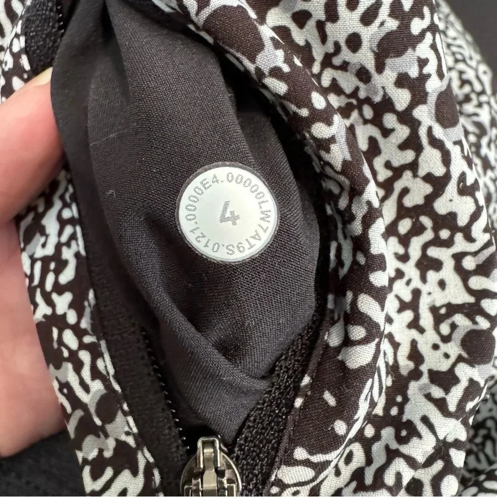 lululemon tracker