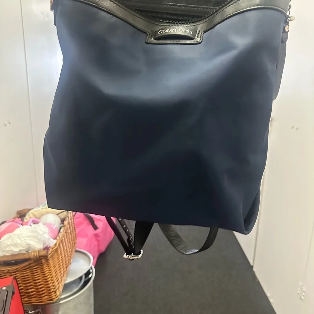 Calvin Klein any silhouette