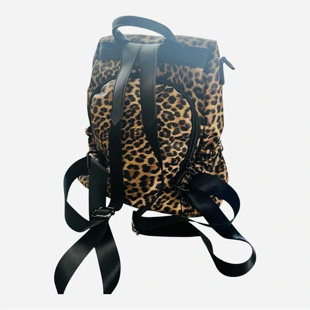 NWNT leopard print book bag backpack school bag side pockets zipper