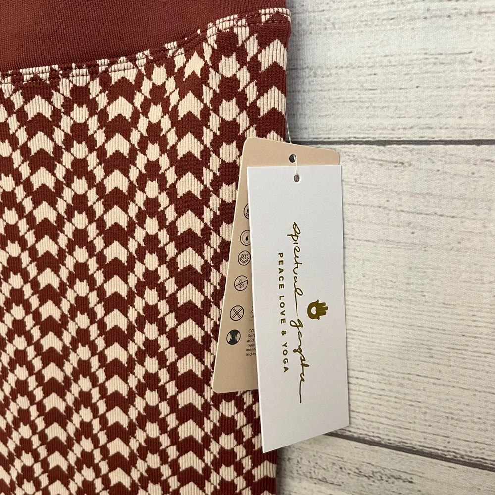 Spiritual Gangster | NWT Seamless Jacquard Leggings
