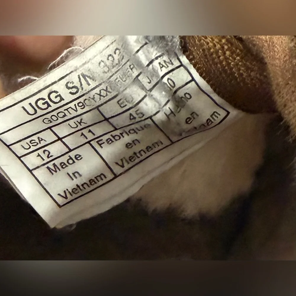 UGG pre major size