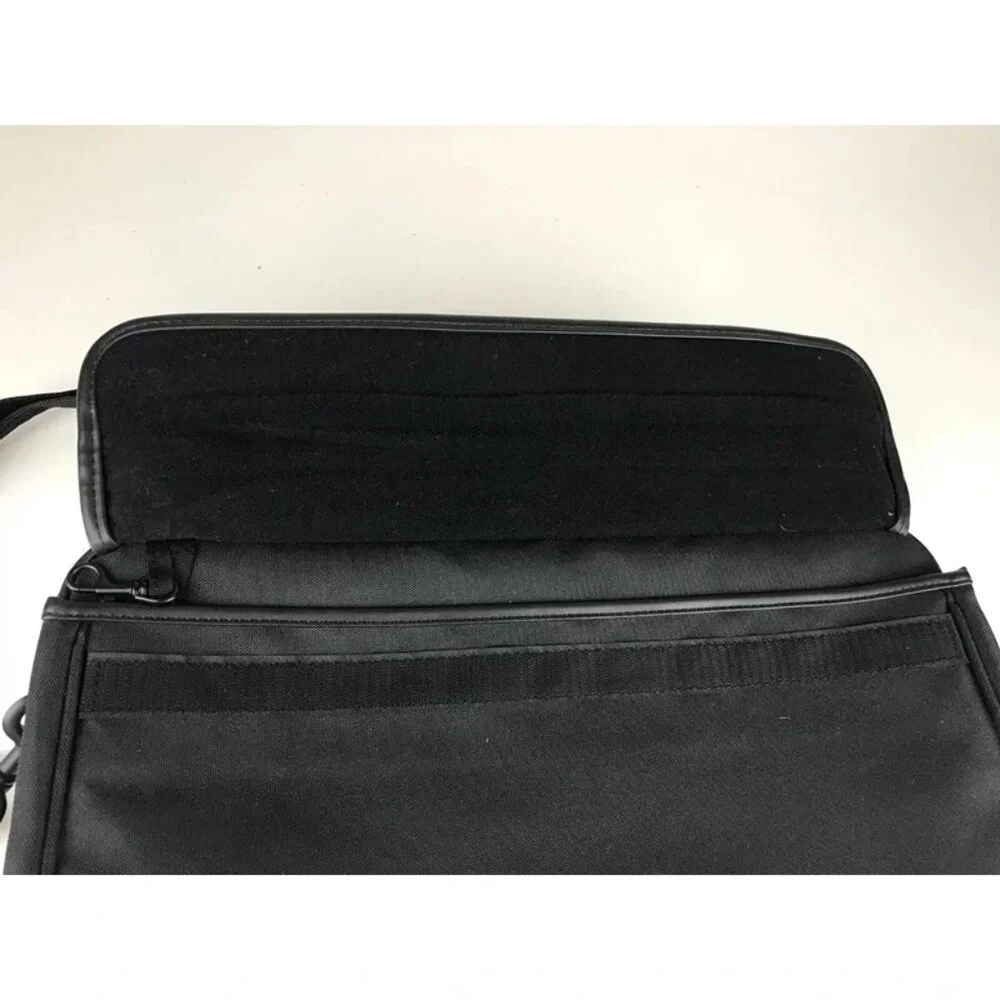 Dell Unisex Black Padded‎ Water Resistant Laptop Carrying Briefcase
