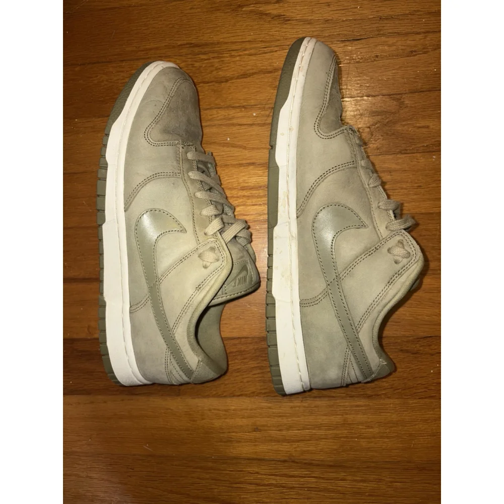 Nike Dunk Low Green Size 10 WomenS