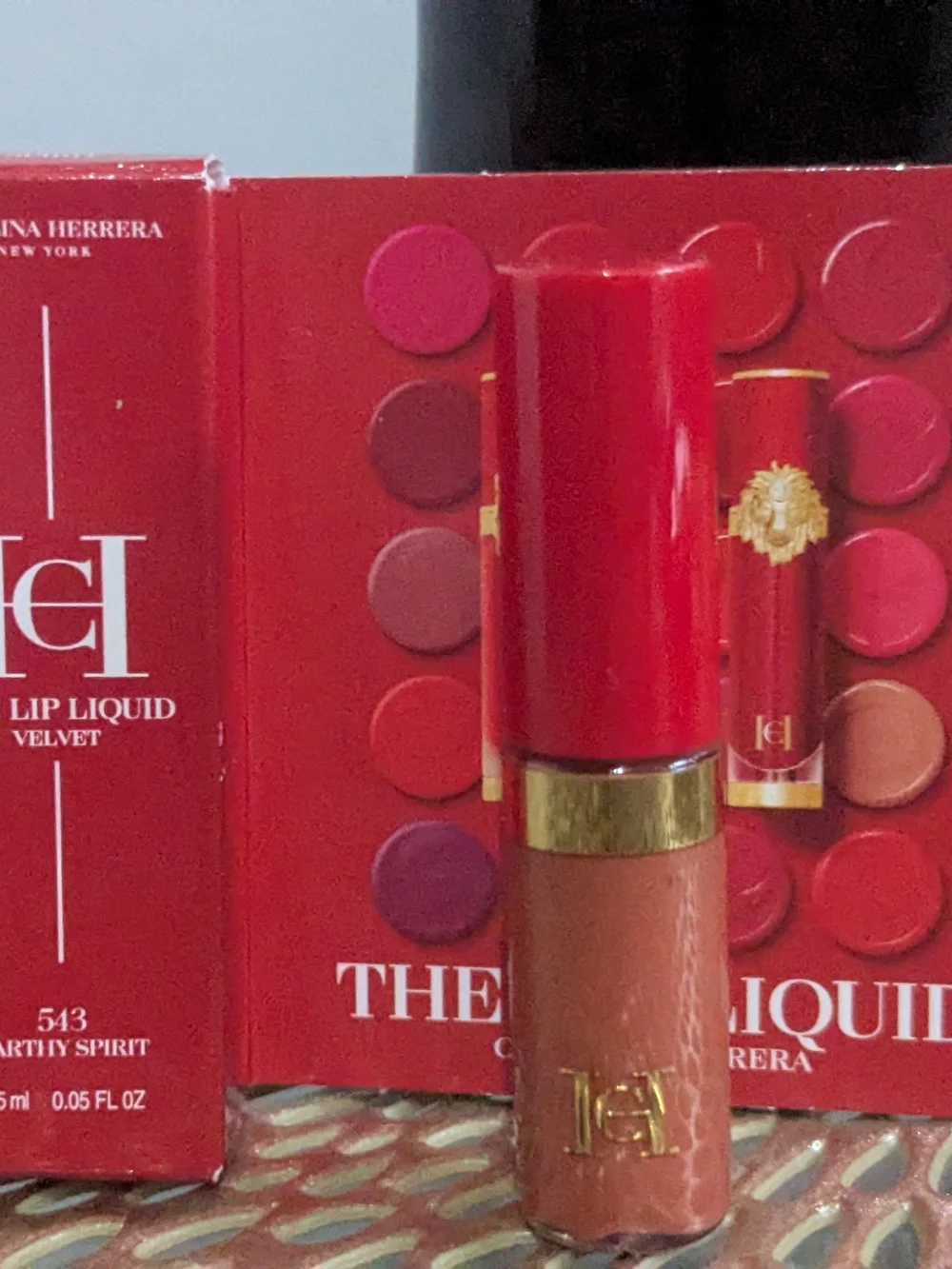 Carolina Herrera Lip Liquid Velvet - Warm Nude (Brown) Mini
