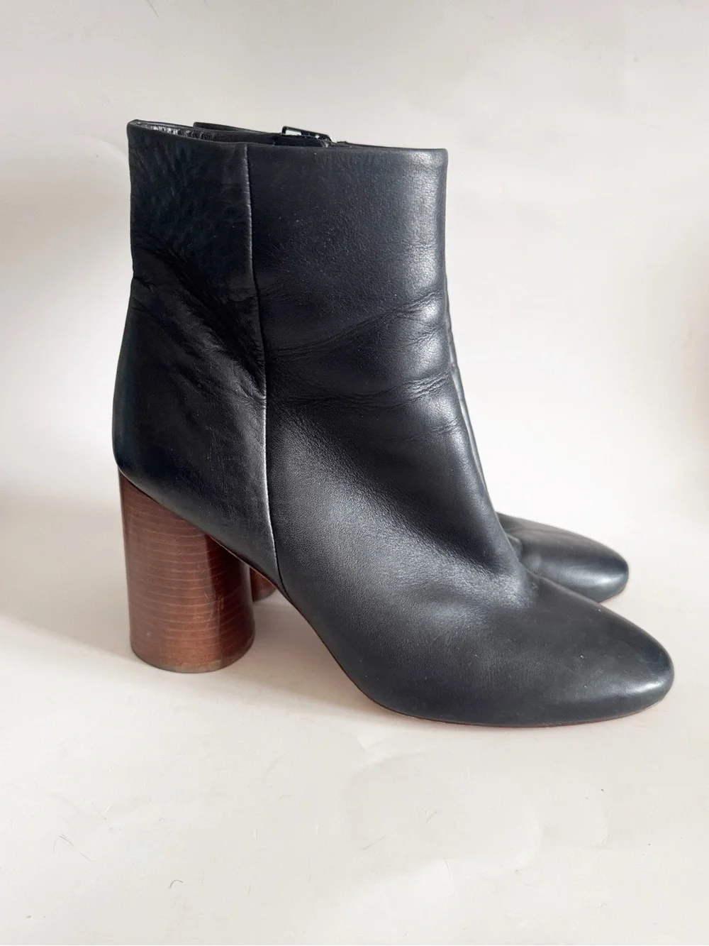 Vince womens black