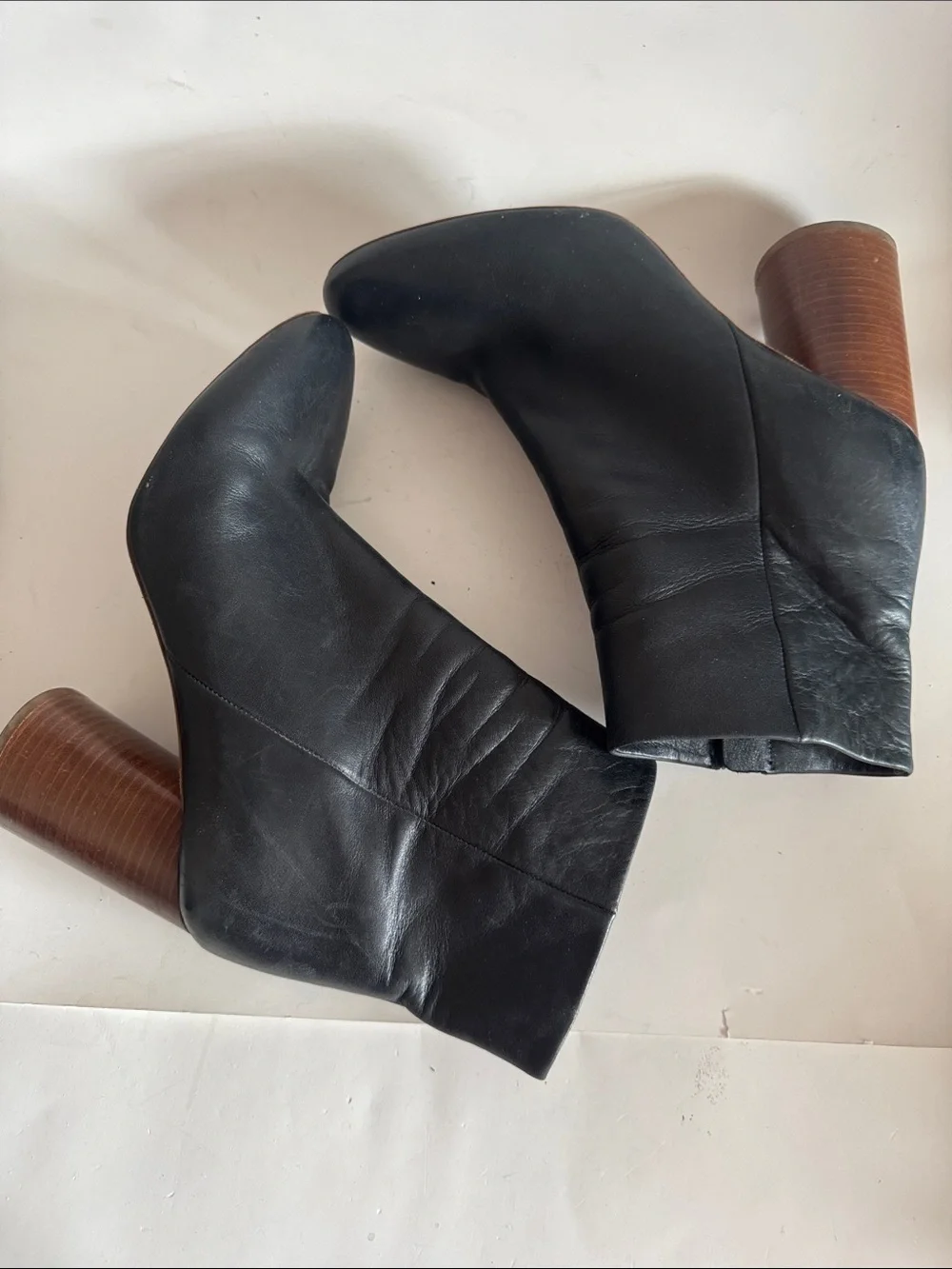 Vince womens black