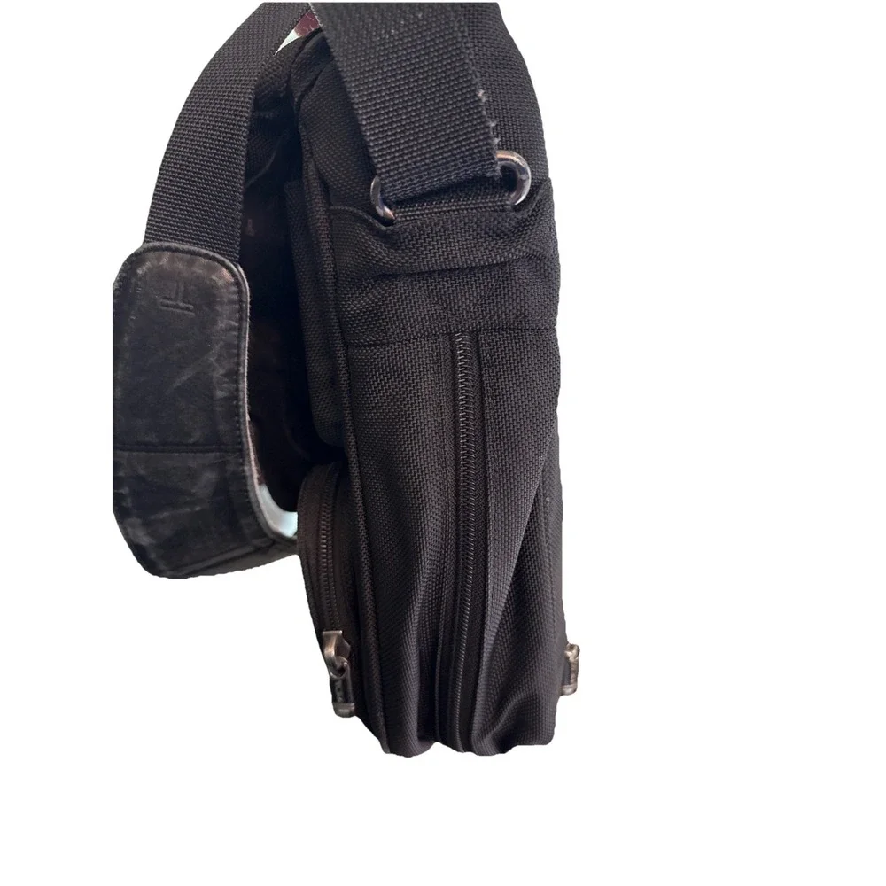 Tumi preowned decent