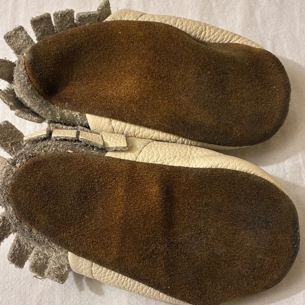 Cream Leather Baby Moccasins Fringe Soft Sole Infant Booties 4.5 Inch Outsole