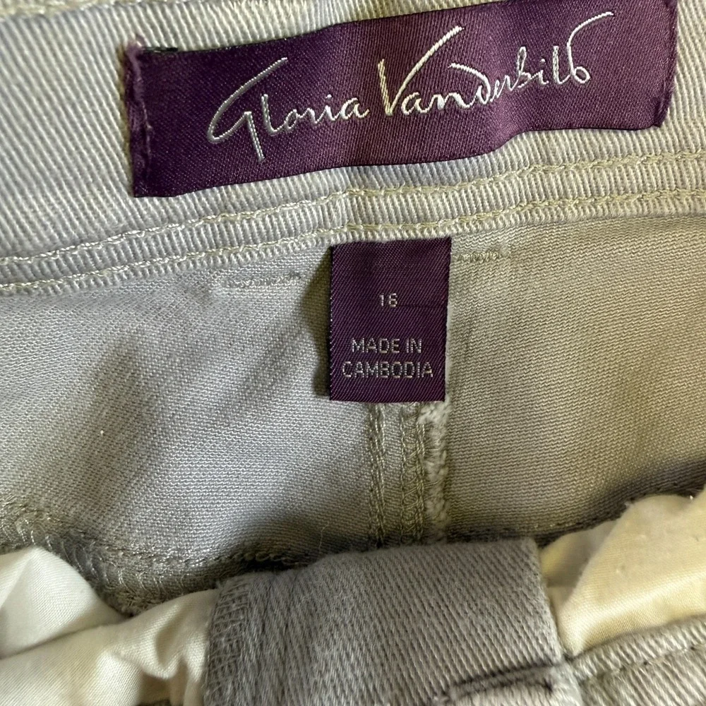 Gloria Vanderbilt Amanda Jeans Women's Size 16 Short Beige Jeans