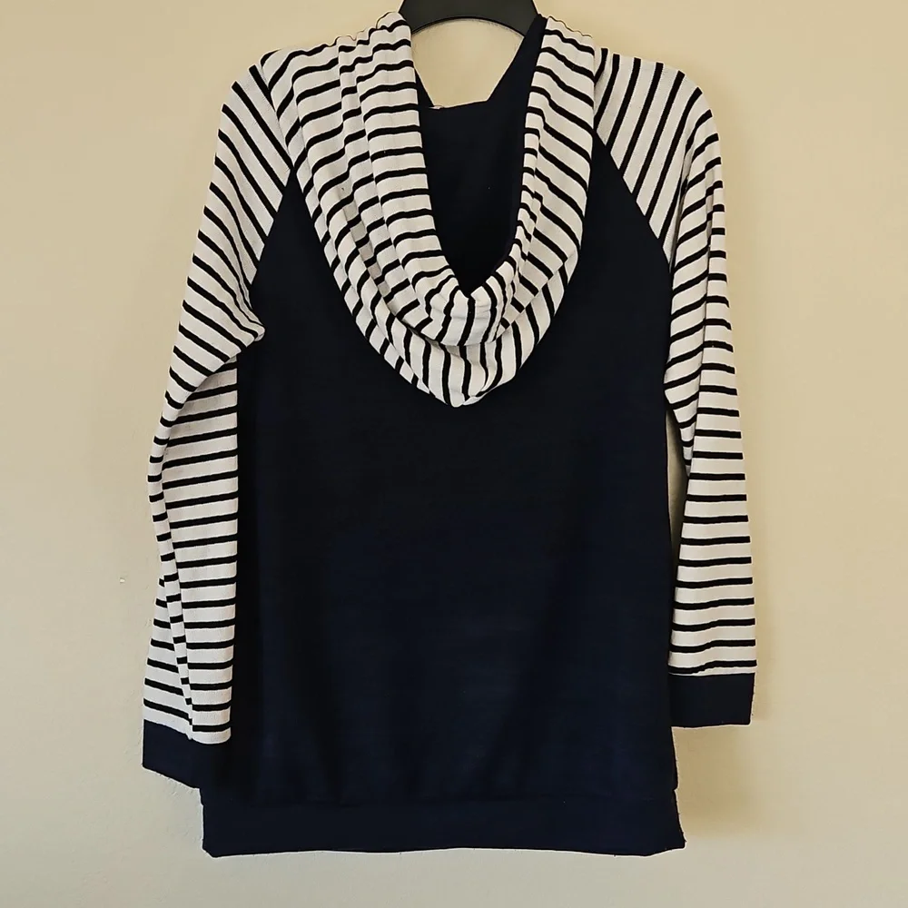 12 PM By‎ Mon Ami Navy and White Striped Top Large