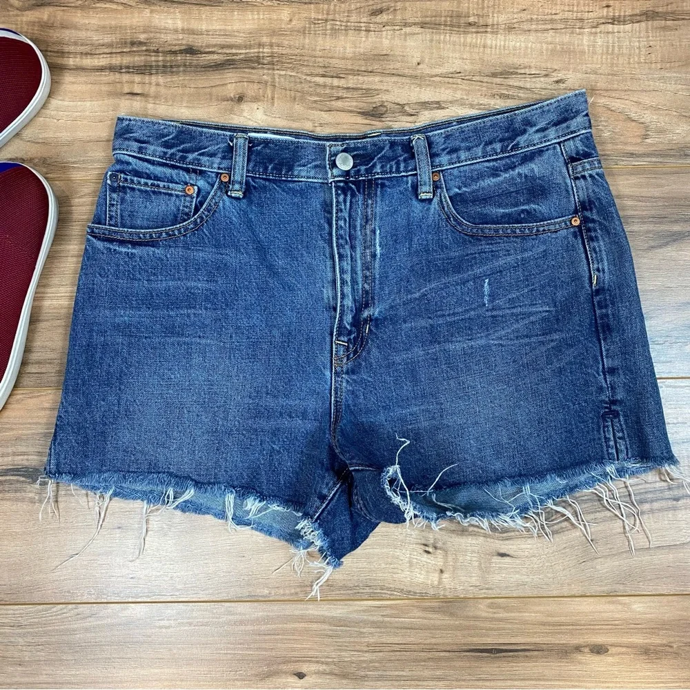 GAP High Rise Cutoff Shorts Women's 32‎