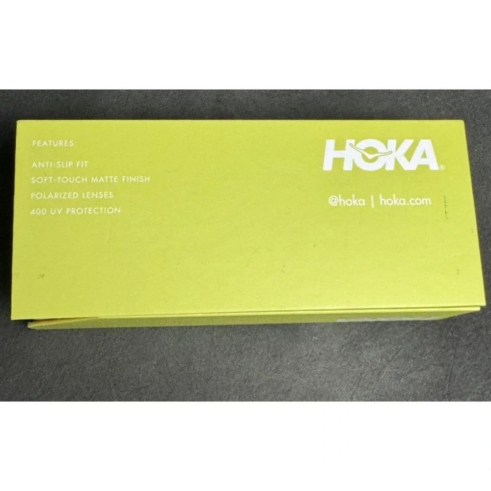 Hoka stand out