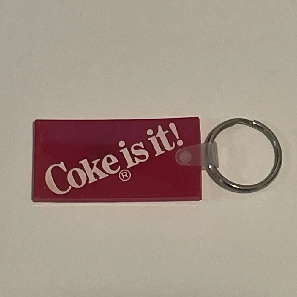 Coca Cola vintage keychain keys