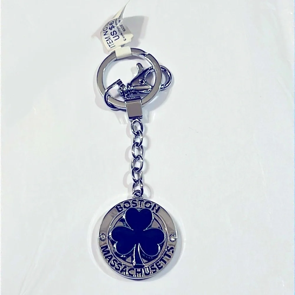 Shamrock Spinner Key Chain Boston Massachusetts Silver Green