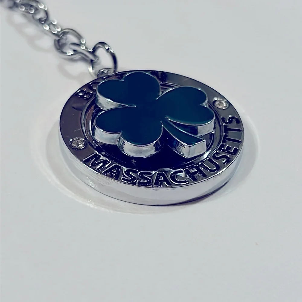 Bostonian shamrock spinner