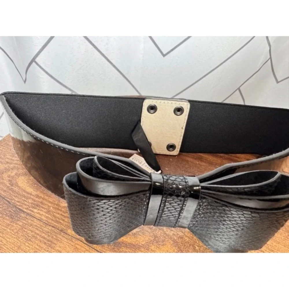 White House Black Market NEW Womens Black Wide Belt Elastic Bow Cinch Patent
