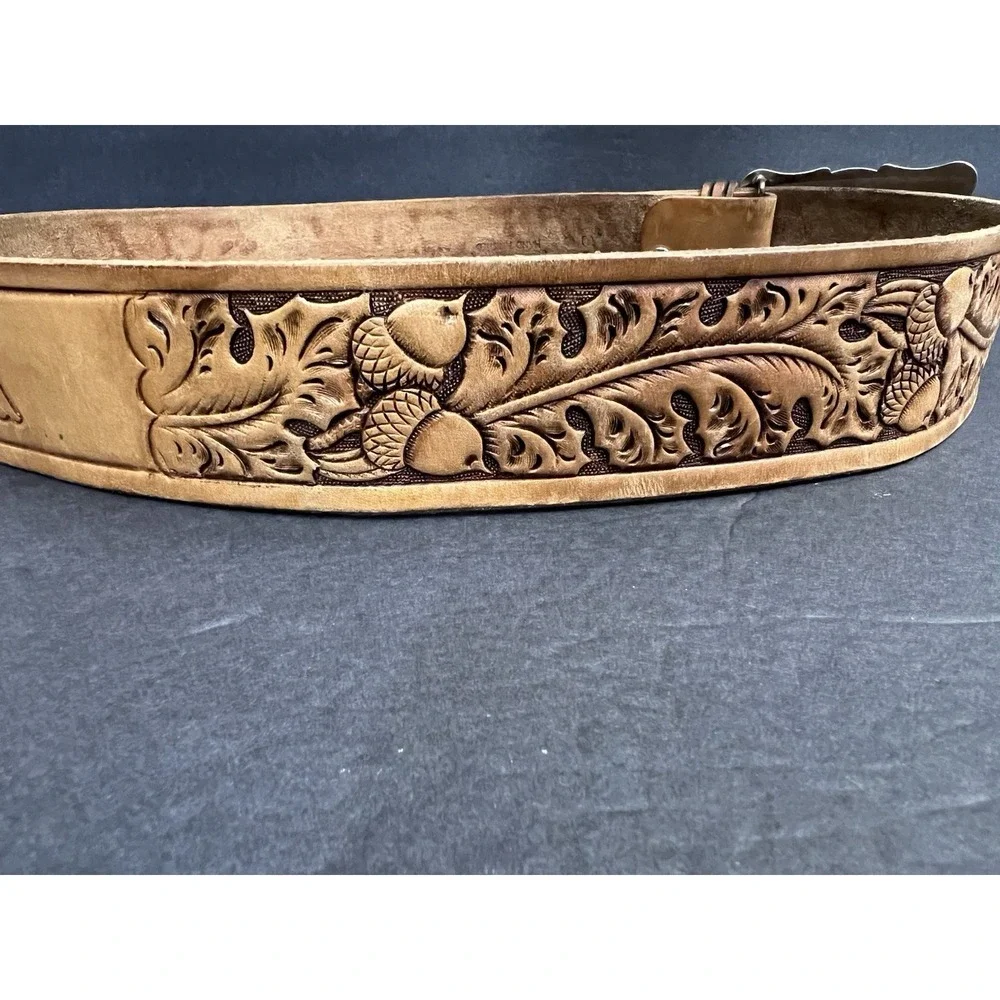 The Unbranded Brand vintage western