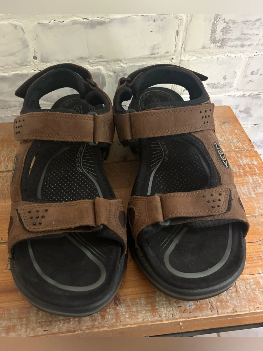 Keen good preowned