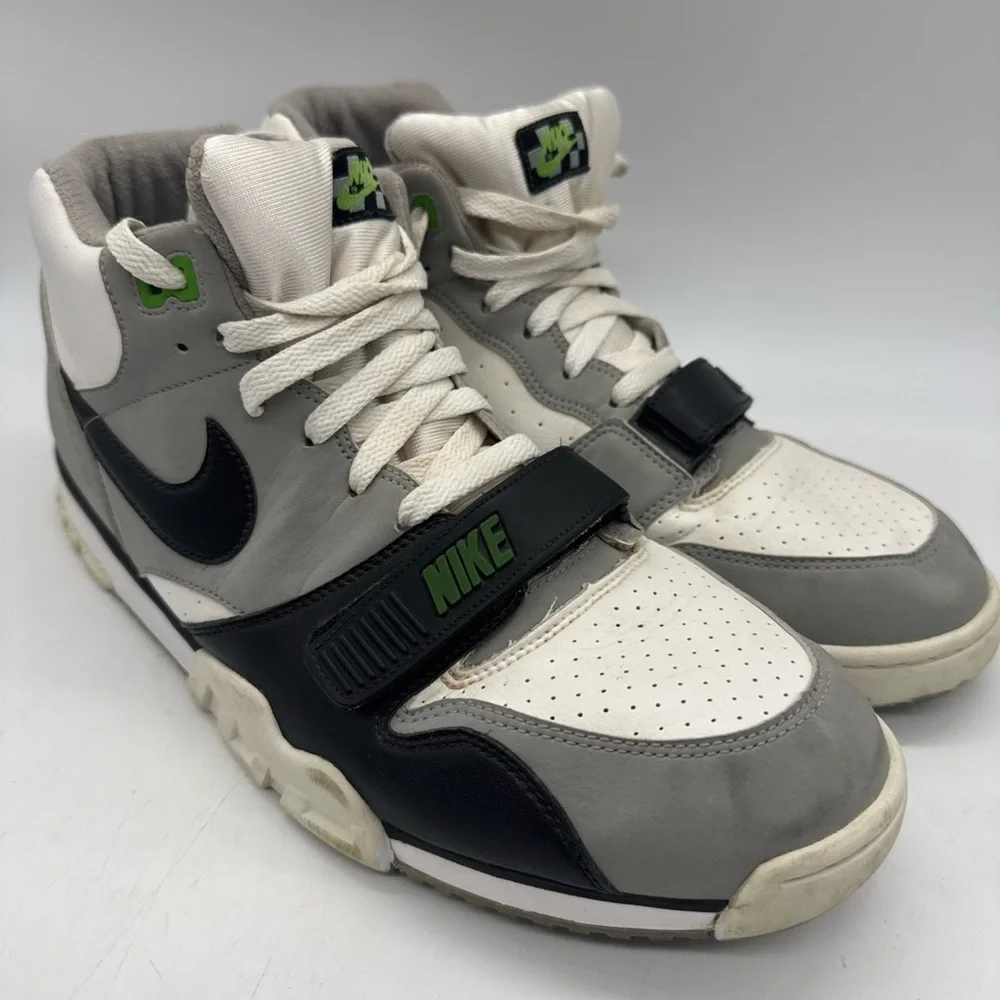 Nike air trainer