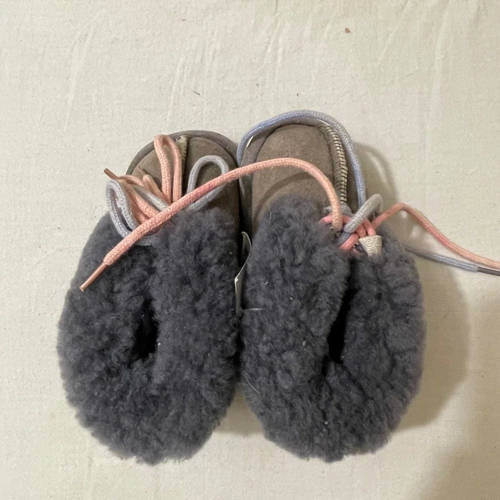 unknown source medium sheepskin