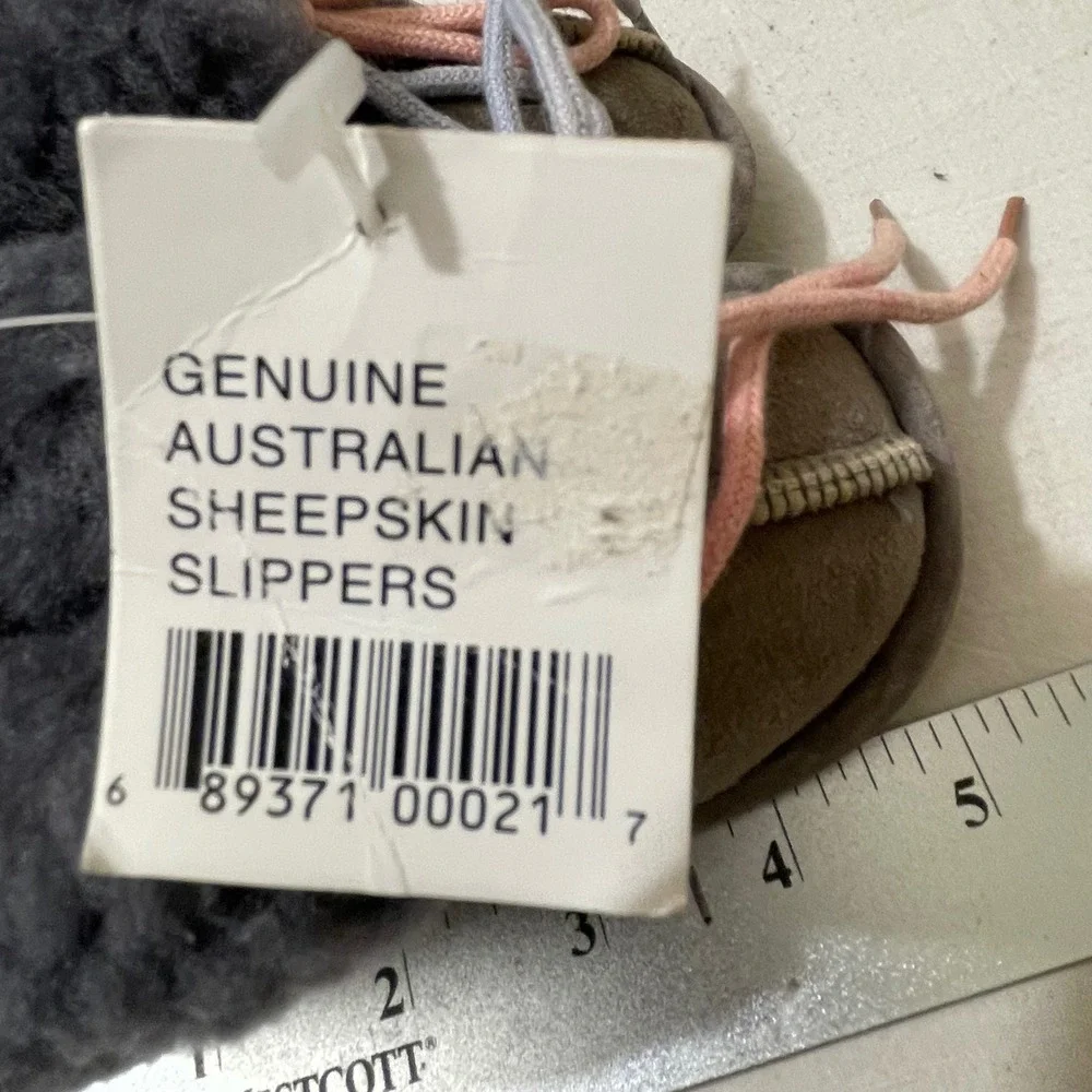 unknown source boots warm