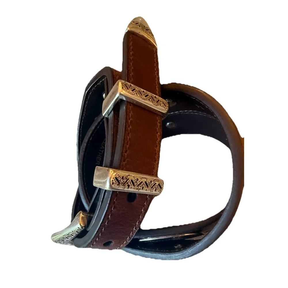 Nocona conchos stitching excellent