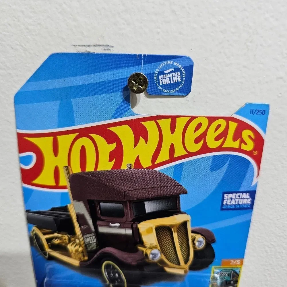 Hotwheels Brown Fast Bed Hauler