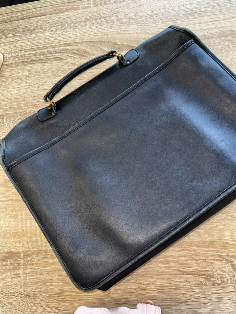 VINTAGE COACH BLACK LEATHER BUCKLE CLOSURE BRIEFCASE