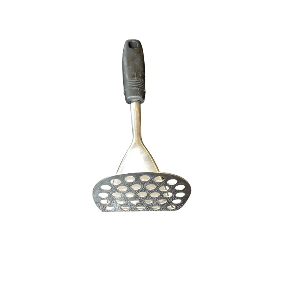 Stainless steel curved potato masher