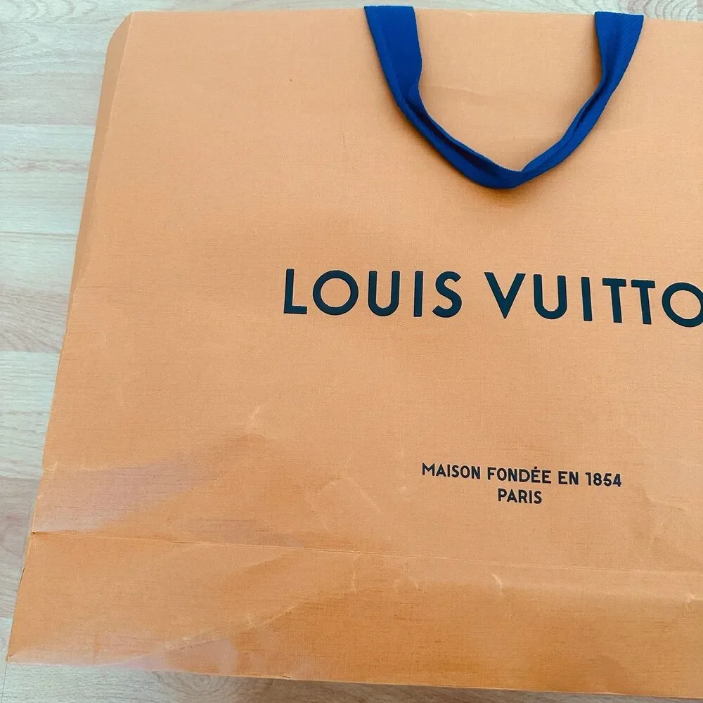 Louis Vuitton lv louis