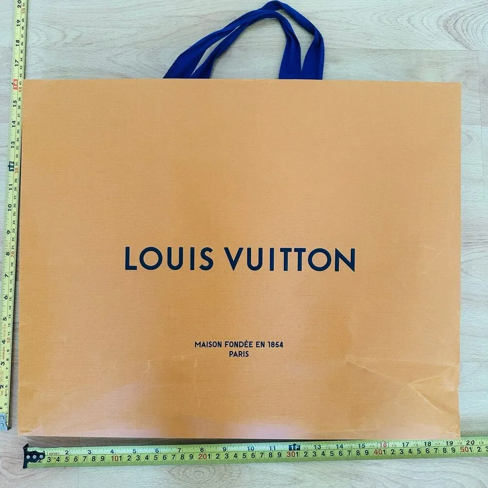 Louis Vuitton lv louis
