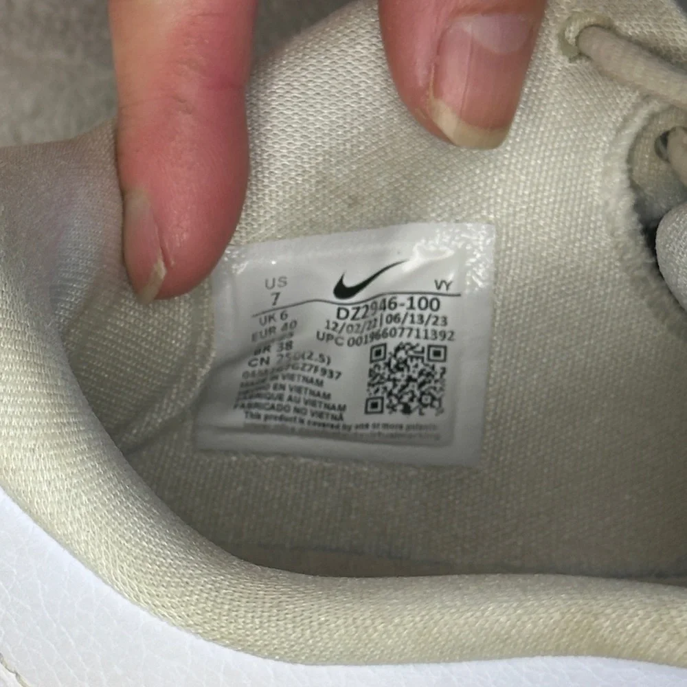 Nike White and Black Athletic Sneakers zoom freak 5 basketball
