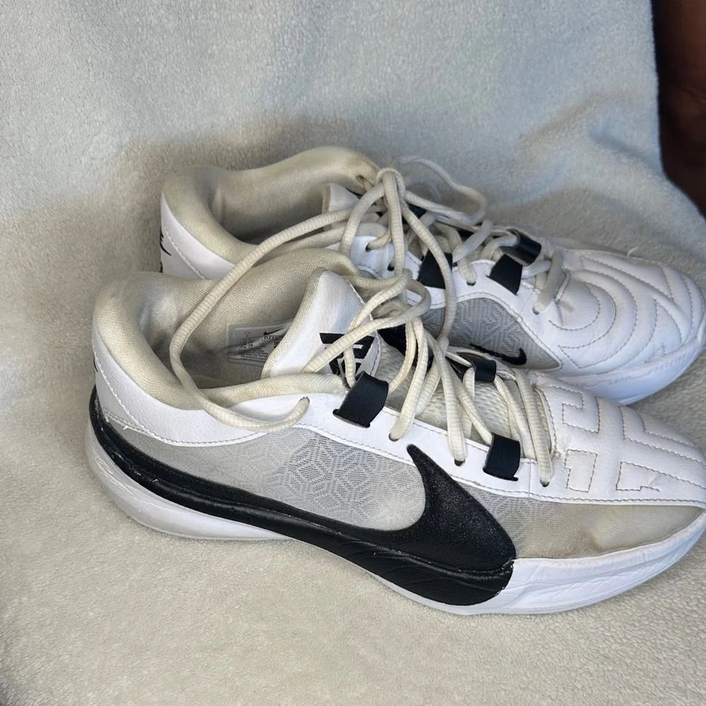 Nike White and Black Athletic Sneakers zoom freak 5 basketball