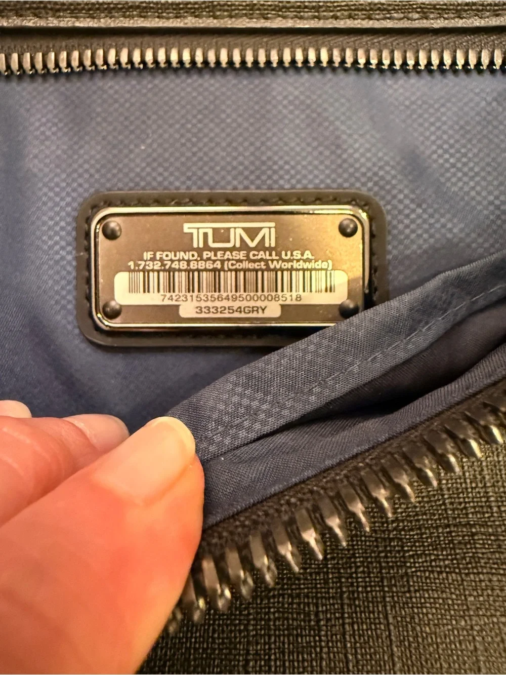 Tumi multiple canvas