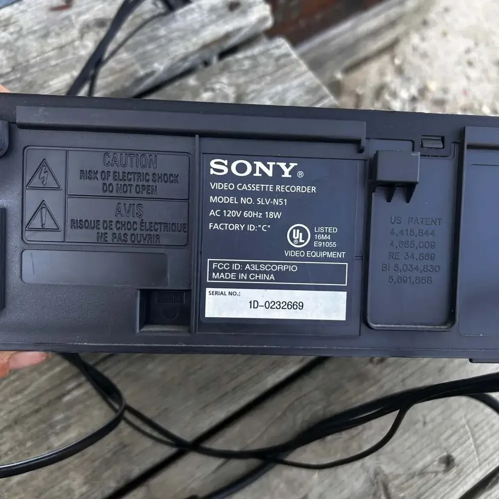 Sony SLV-N51 Hi-Fi Stereo VHS Video Cassette Recorder VCR