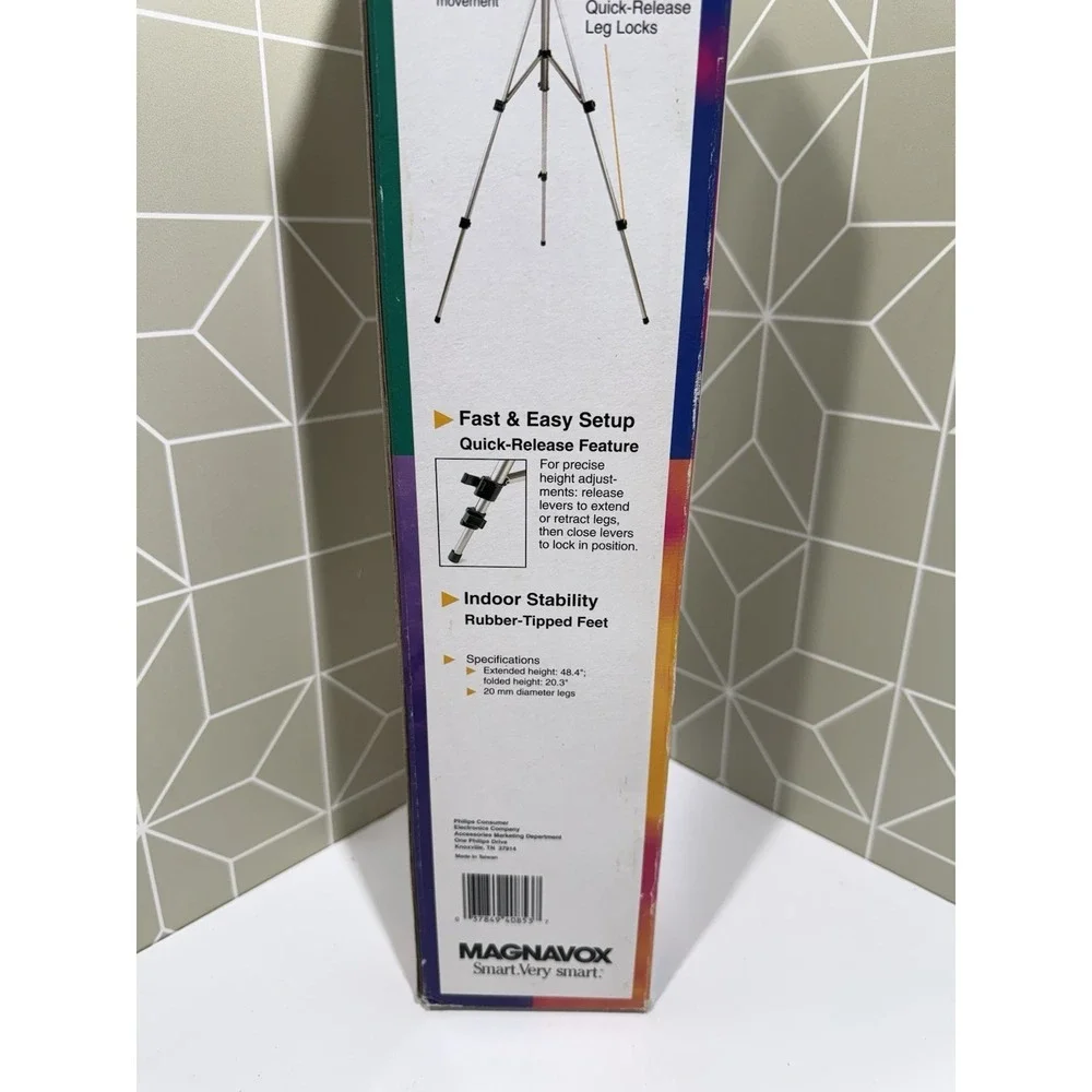 MAGNAVOX UNIVERSAL‎ TRIPOD, FOR CAMCORDERS And 35mm CAMERAS,