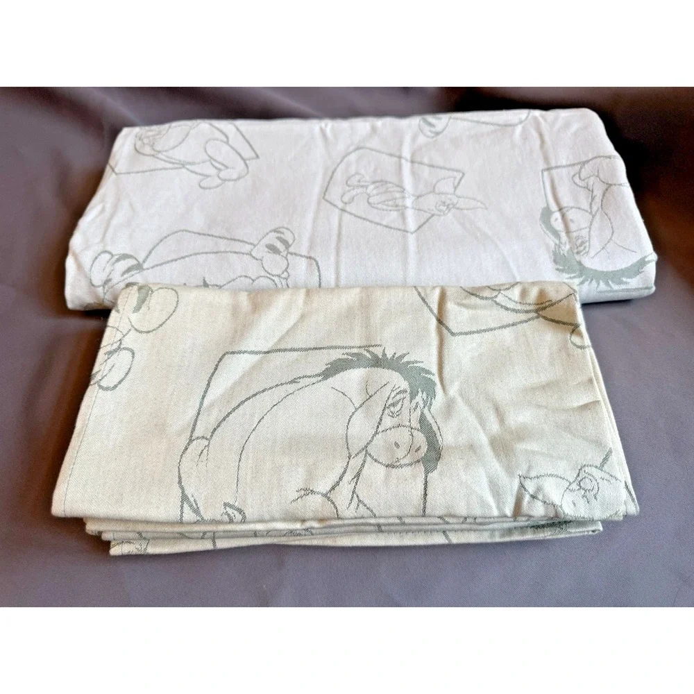 Vtg Disney 100 Acre Wood Winnie the Pooh Friends Sage Green Table‎ Cloth Napkins