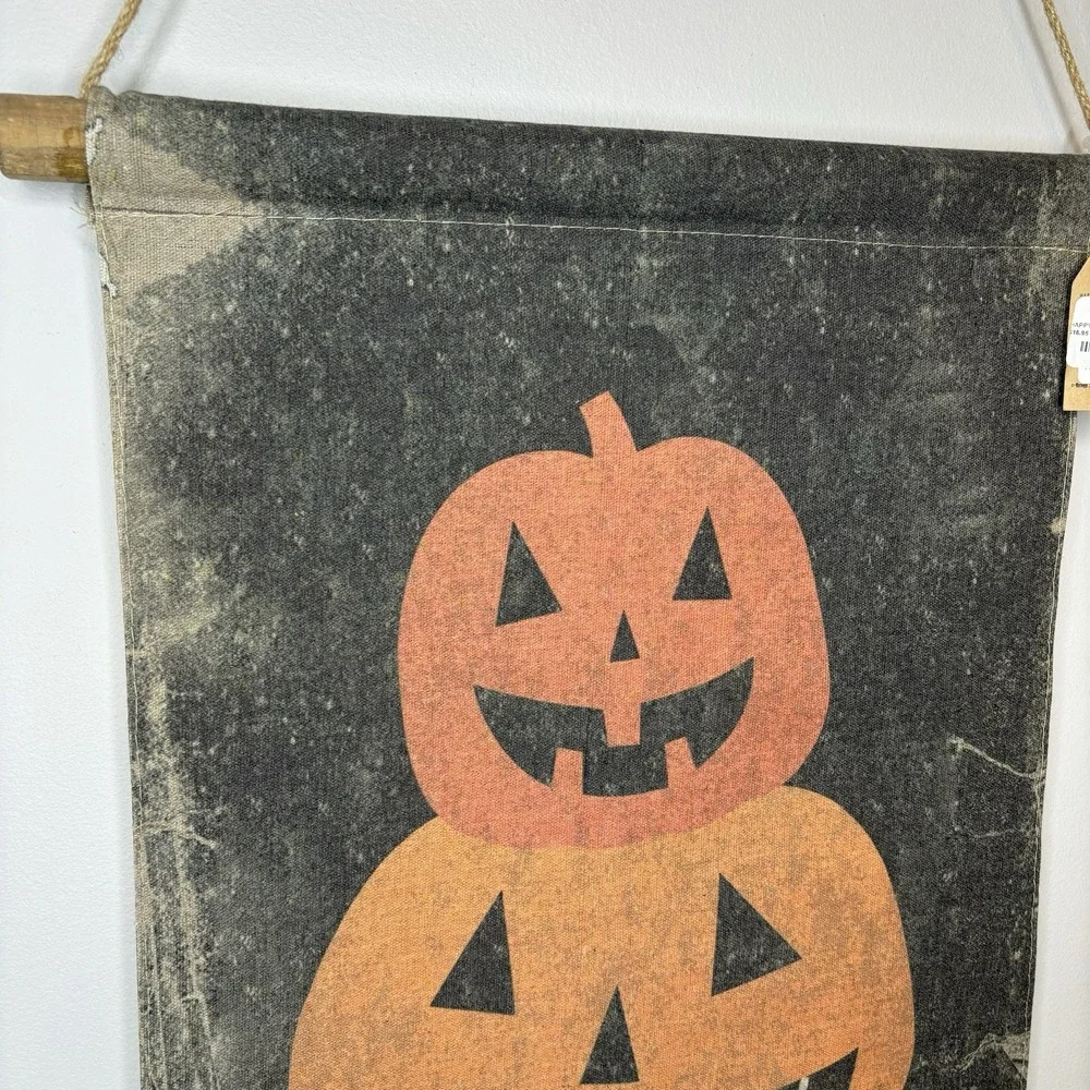 Tag halloween tapestry
