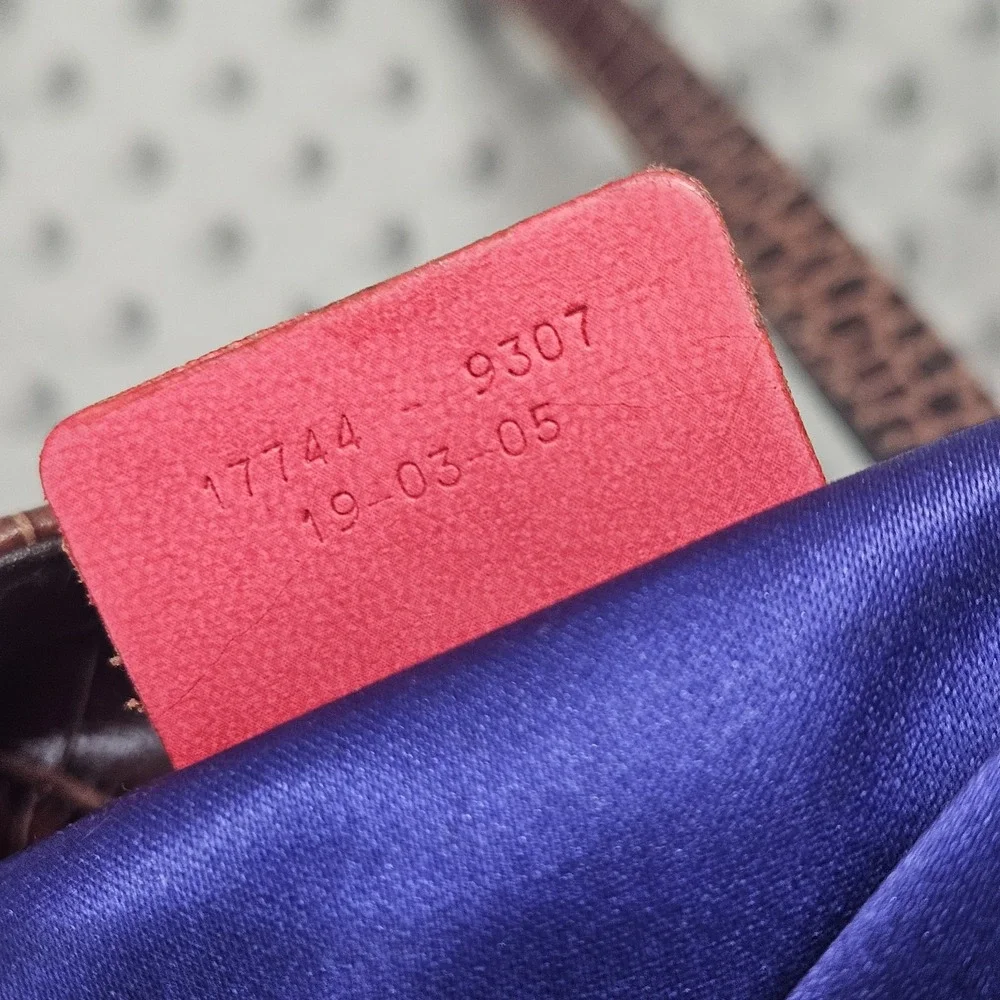 Etro tote good