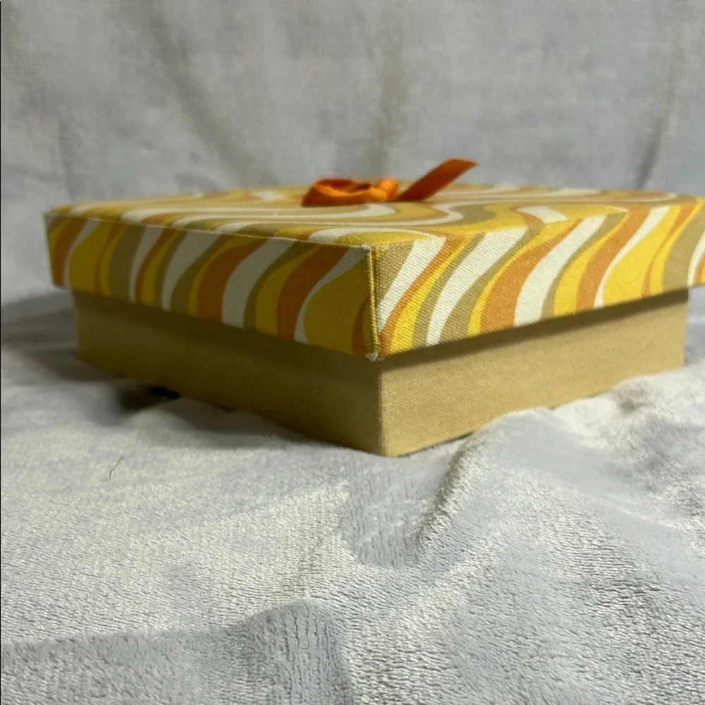 Victoria’s Secret Retro Wave Pattern Box with Ribbon (EMPTY)
