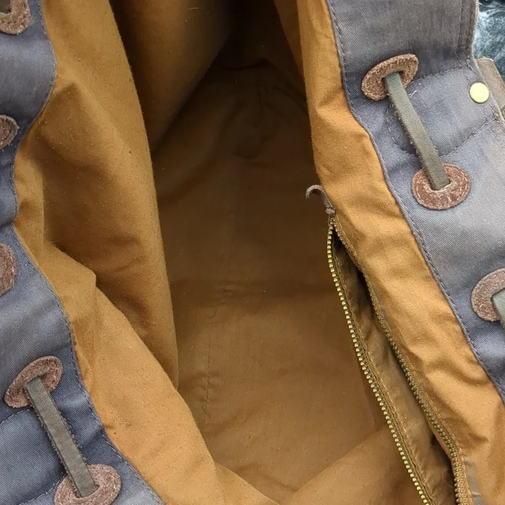 Lucky Brand brown suede