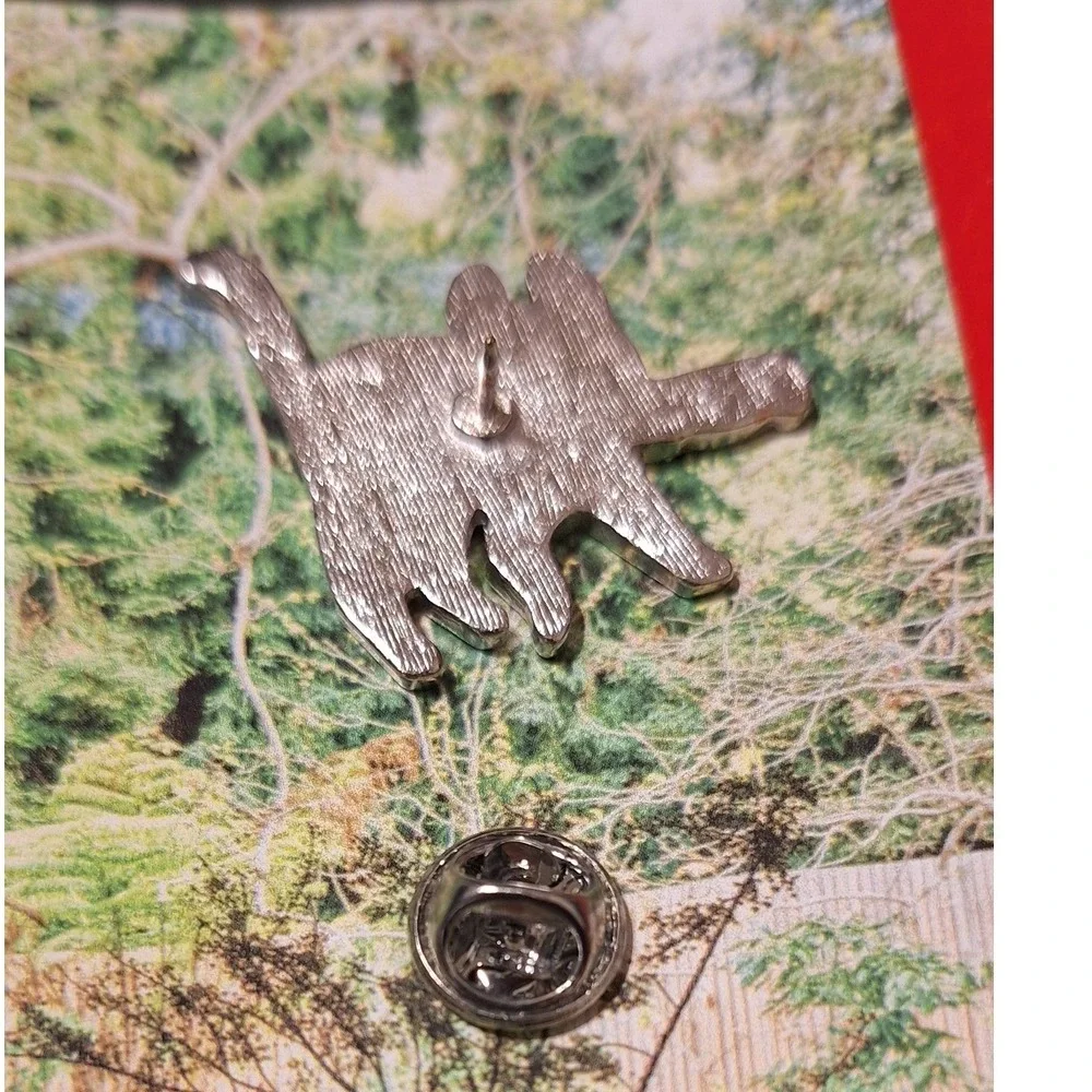 N/A tiny pin