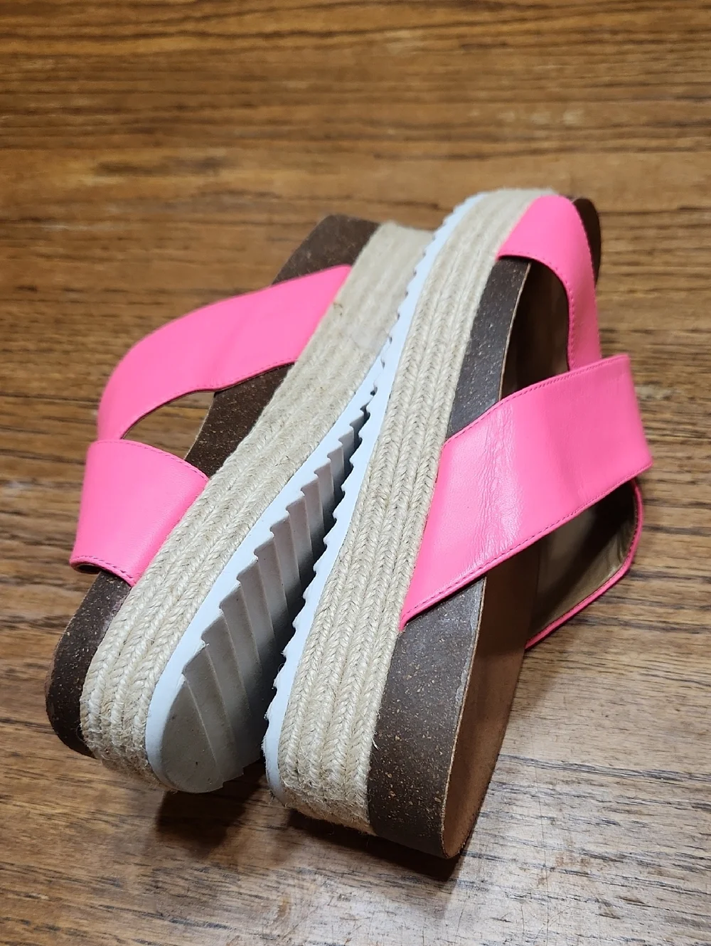 Gianni Bini Platform Sandals Size 6.5