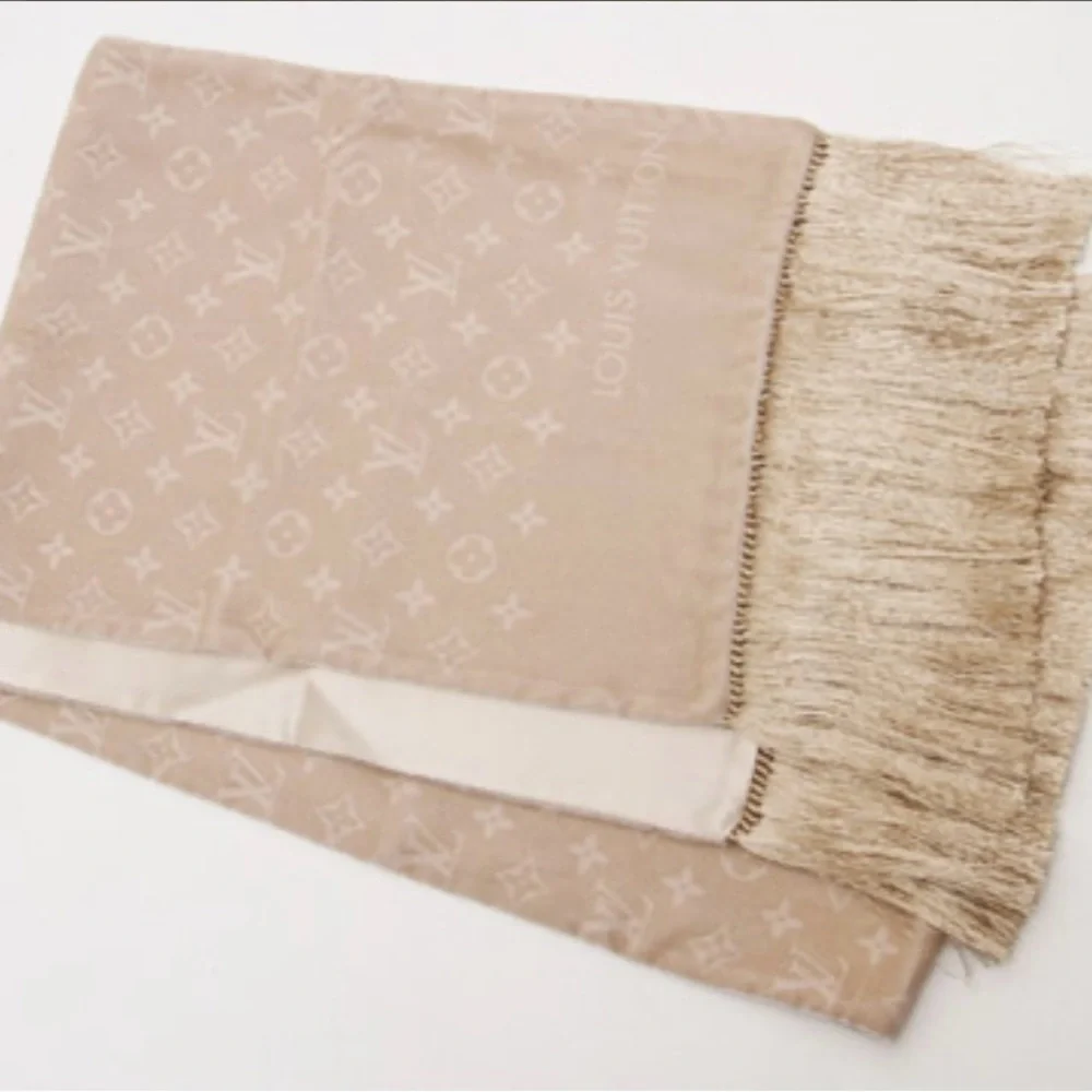 Louis Vuitton luxurious louis