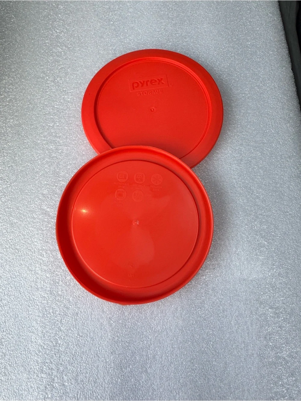 Pyrex snap lid