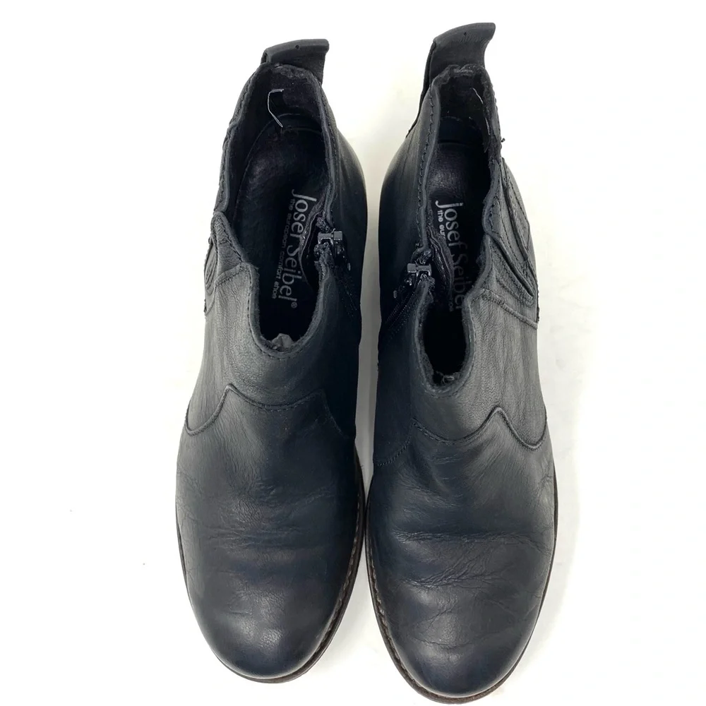 Josef Seibel step into