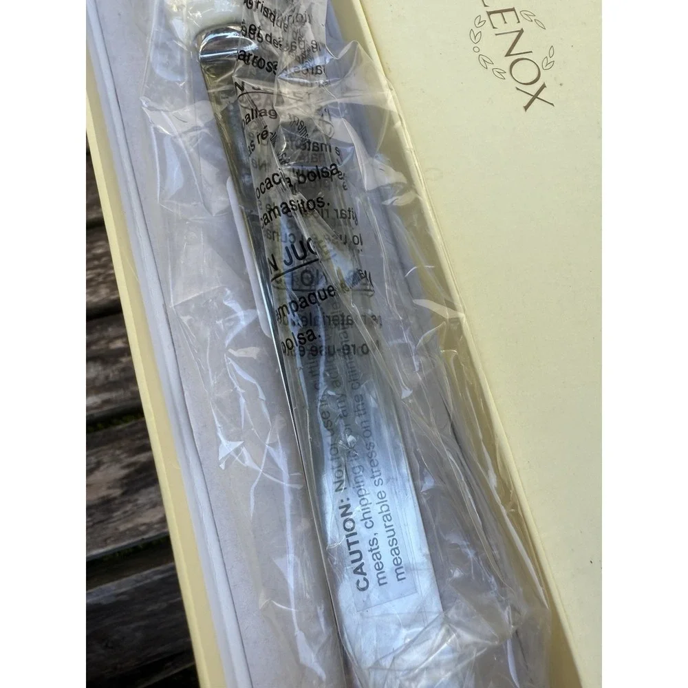 LENOX OPAL INNOCENCE PLATINUM-BANDED BONE CHINA CAKE‎ KNIFE S