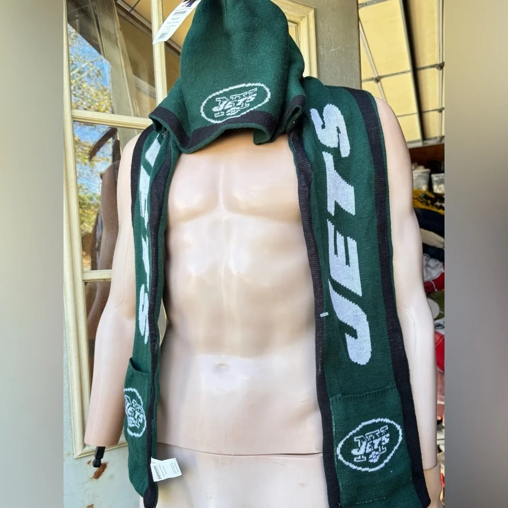 NFL New York Jets Ultra Scarf With Built in pockets