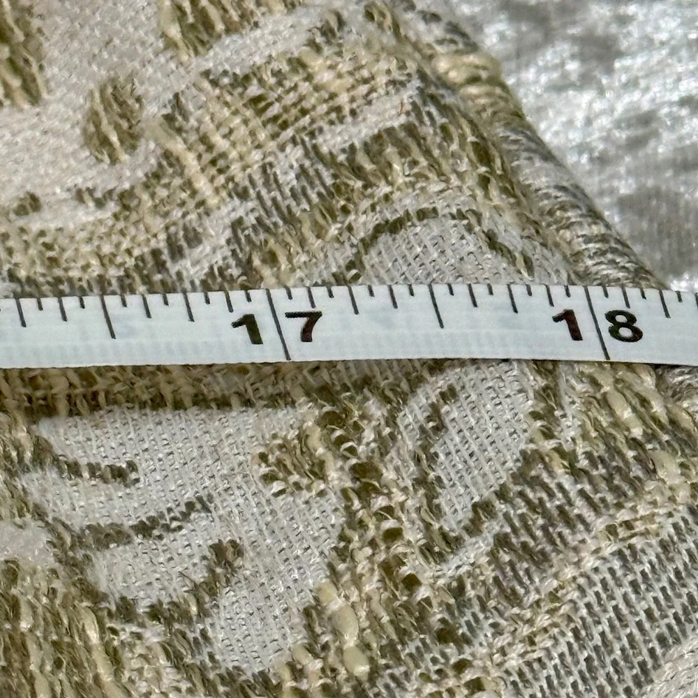 Unbranded jacquard pillow