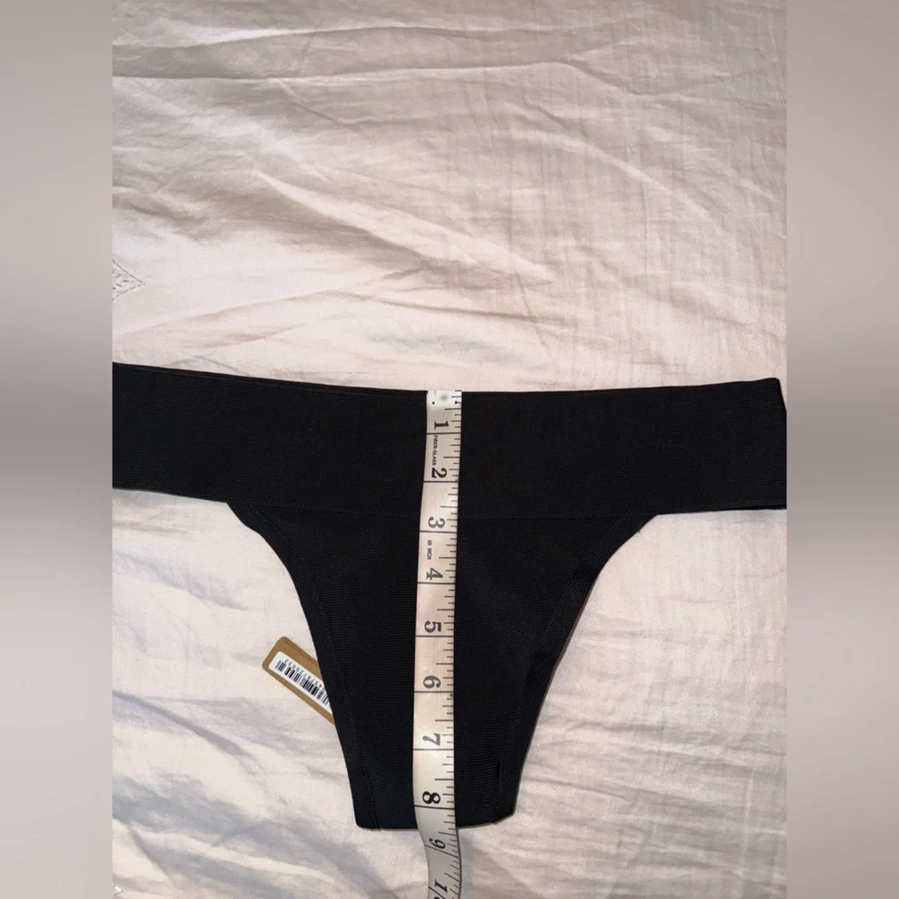 black never measurements